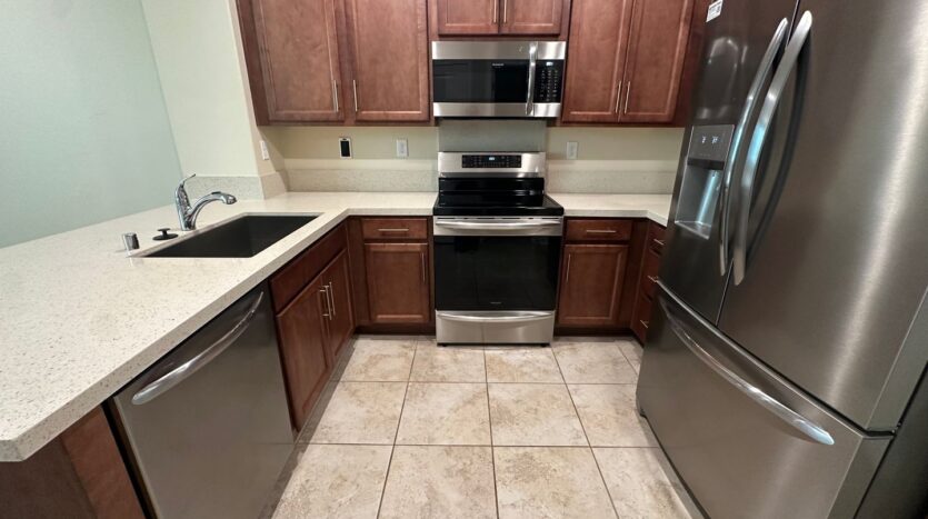 5301 E Commerce Way  #62102  - Sacramento - California - 3 bed, 2 bath rental property