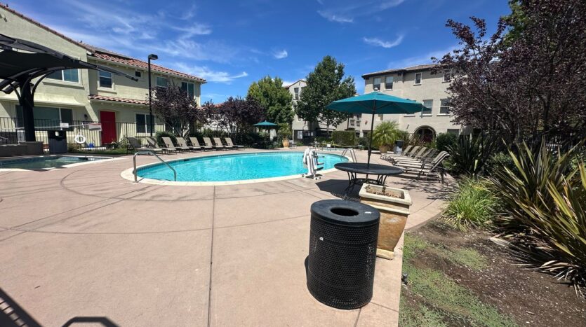 5301 E Commerce Way  #62102  - Sacramento - California - 3 bed, 2 bath rental property