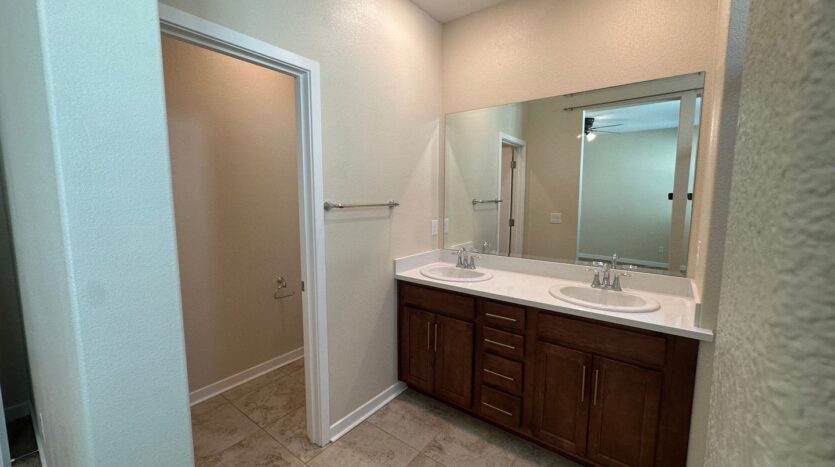 5301 E Commerce Way  #62102  - Sacramento - California - 3 bed, 2 bath rental property