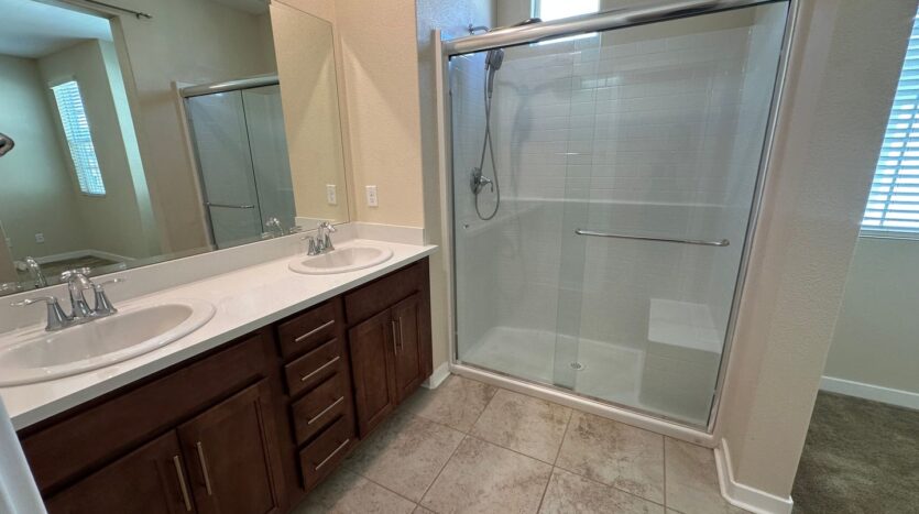 5301 E Commerce Way  #62102  - Sacramento - California - 3 bed, 2 bath rental property
