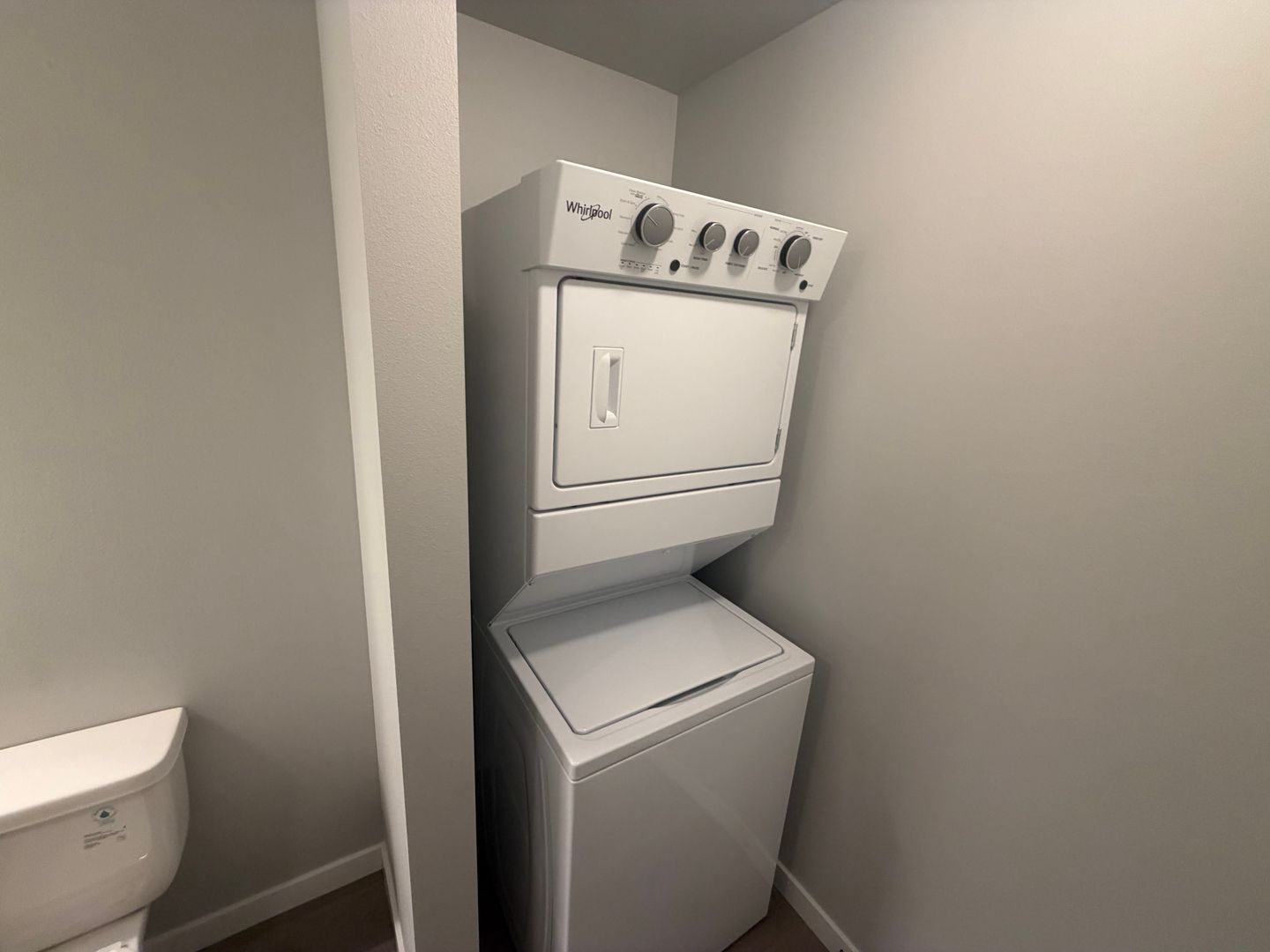 5324 San Francisco Ave SW - Lakewood - Washington - 3 bed, 1.5 bath rental property