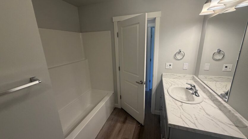 5324 San Francisco Ave SW - Lakewood - Washington - 2 bed, 1 bath rental property
