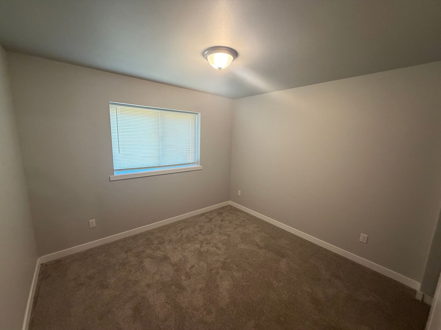 5324 San Francisco Ave SW - Lakewood - Washington - 3 bed, 1.5 bath rental property
