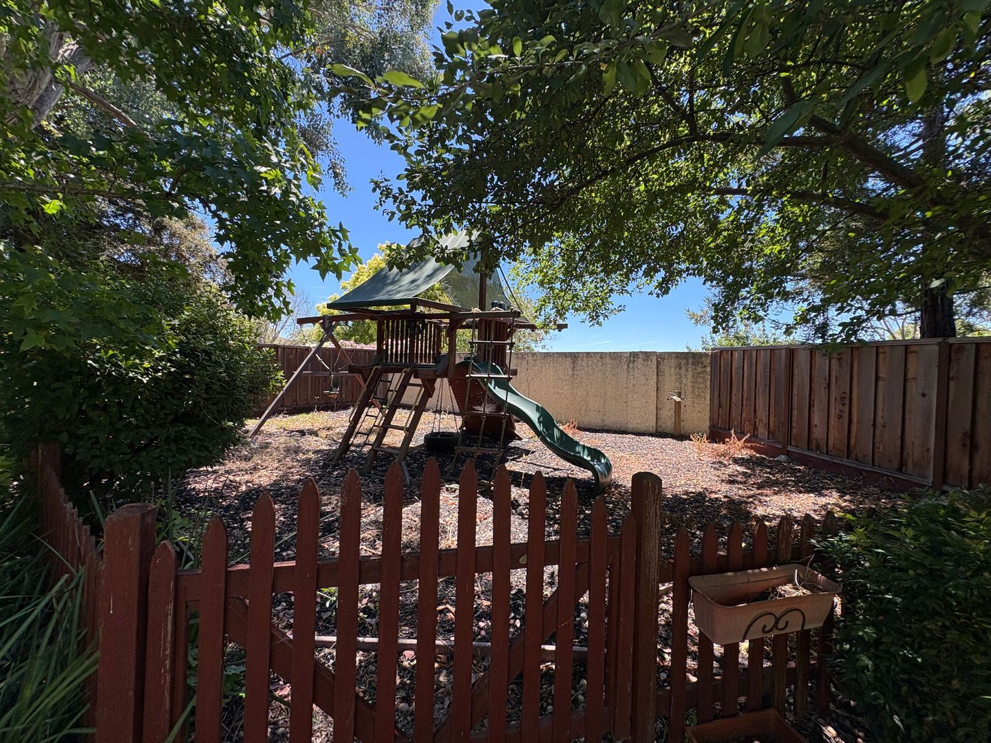 5411 Asterwood Drive - Dublin - California - 4 bed, 3 bath rental property