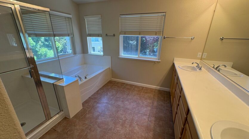 5411 Asterwood Drive - Dublin - California - 4 bed, 3 bath rental property