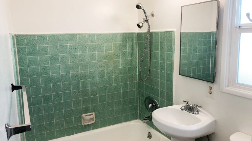 5881 Fullerton Ave - B - Buena Park - California - 1 bed, 1 bath rental property