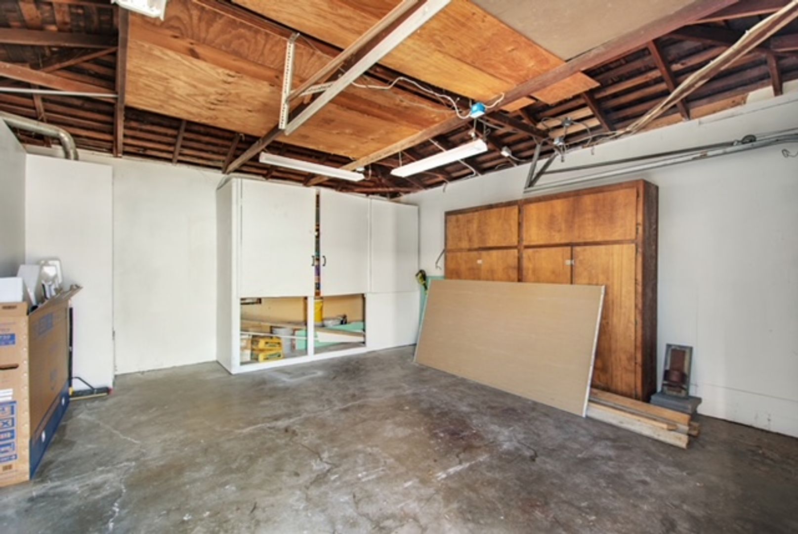 5942 Birch St - Riverside - California - 3 bed, 1 bath rental property