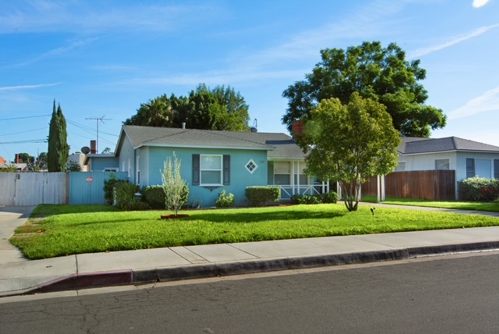 5942 Birch St - Riverside - California - 3 bed, 1 bath rental property