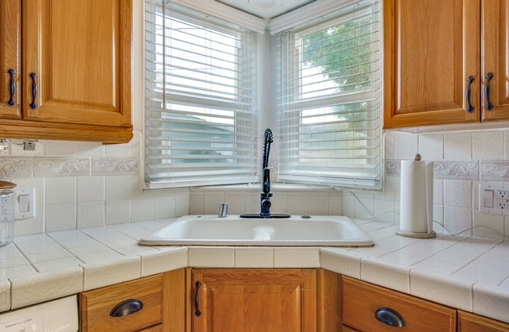 5942 Birch St - Riverside - California - 3 bed, 1 bath rental property