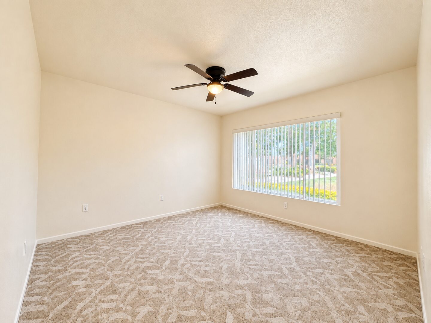 612 S Santa Fe St. #1 - Hemet - California - 2 bed, 2 bath rental property