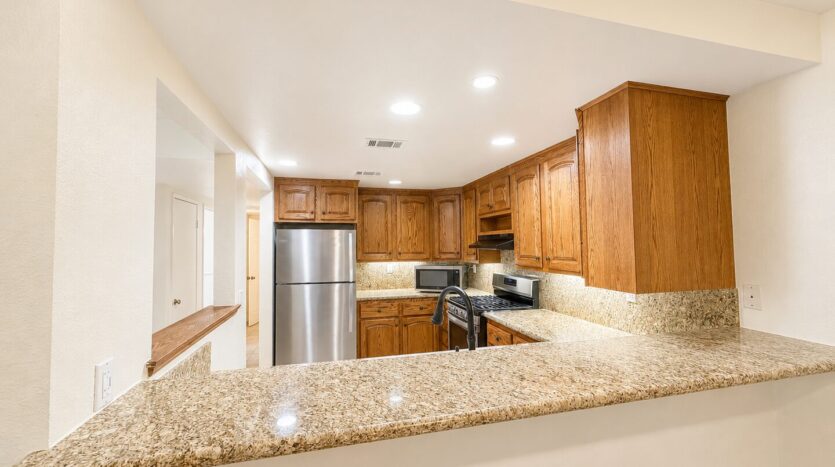 612 S Santa Fe St. #1 - Hemet - California - 2 bed, 2 bath rental property