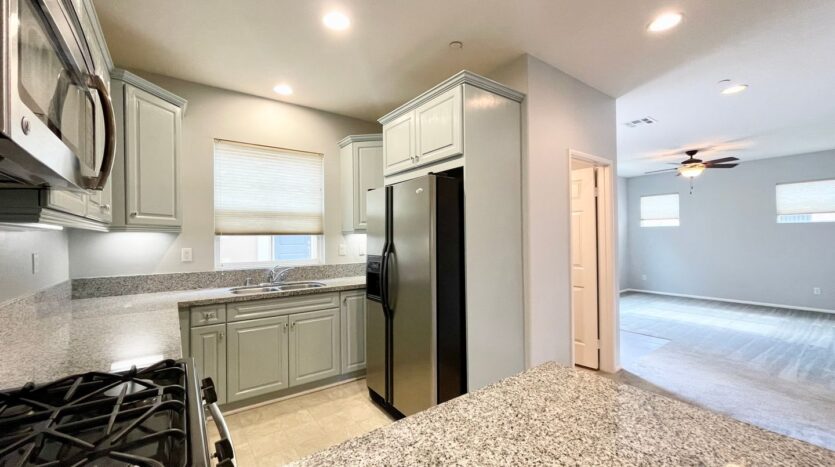 617 Calle Vibrante  - Palm Desert - California - 3 bed, 2.5 bath rental property