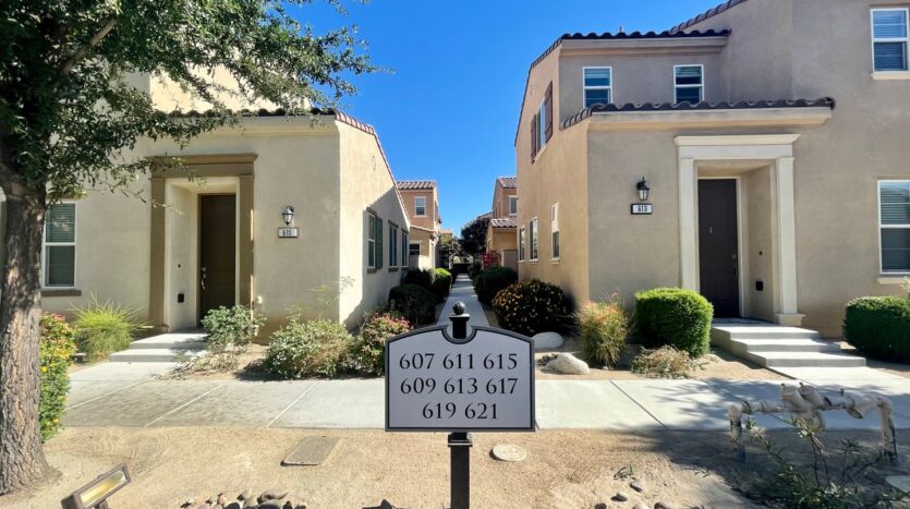 617 Calle Vibrante  - Palm Desert - California - 3 bed, 2.5 bath rental property