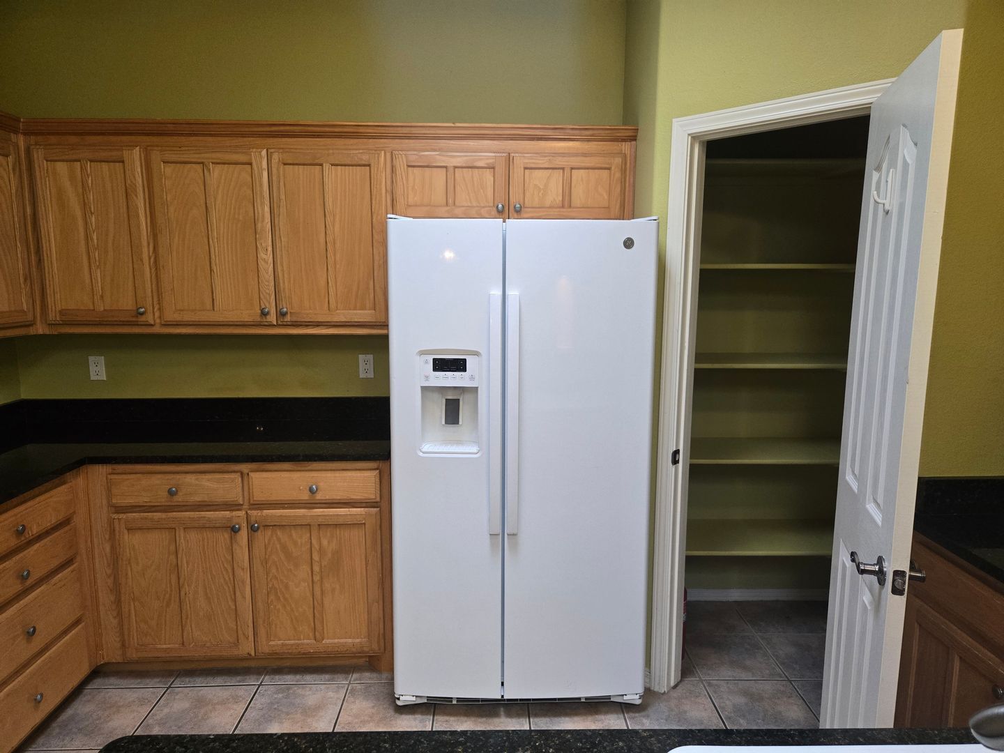647 Granite Point Trl. SE - Albuquerque - New Mexico - 3 bed, 2 bath rental property
