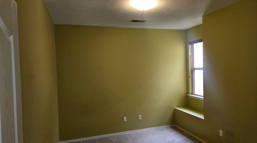 647 Granite Point Trl. SE - Albuquerque - New Mexico - 3 bed, 2 bath rental property