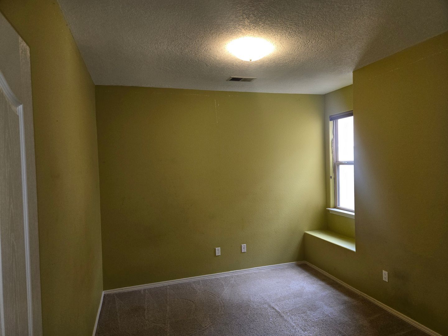 647 Granite Point Trl. SE - Albuquerque - New Mexico - 3 bed, 2 bath rental property