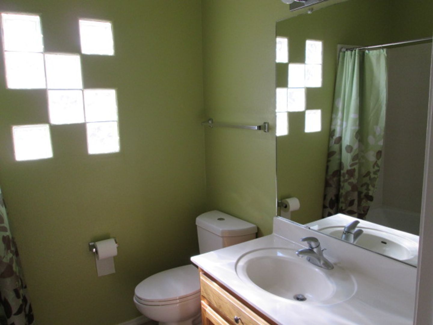 647 Granite Point Trl. SE - Albuquerque - New Mexico - 3 bed, 2 bath rental property