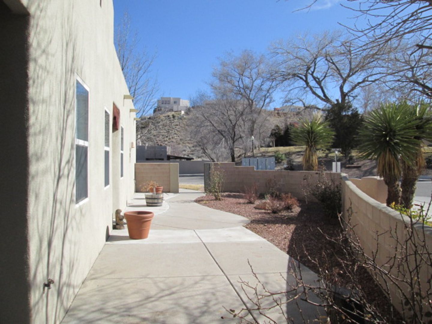 647 Granite Point Trl. SE - Albuquerque - New Mexico - 3 bed, 2 bath rental property