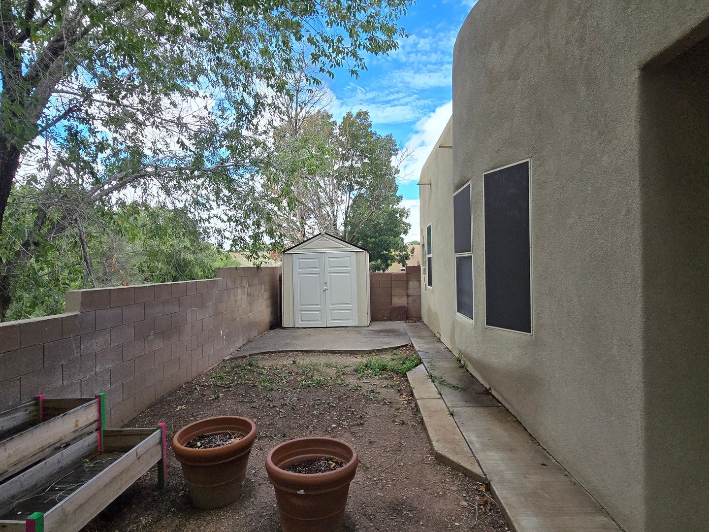 647 Granite Point Trl. SE - Albuquerque - New Mexico - 3 bed, 2 bath rental property