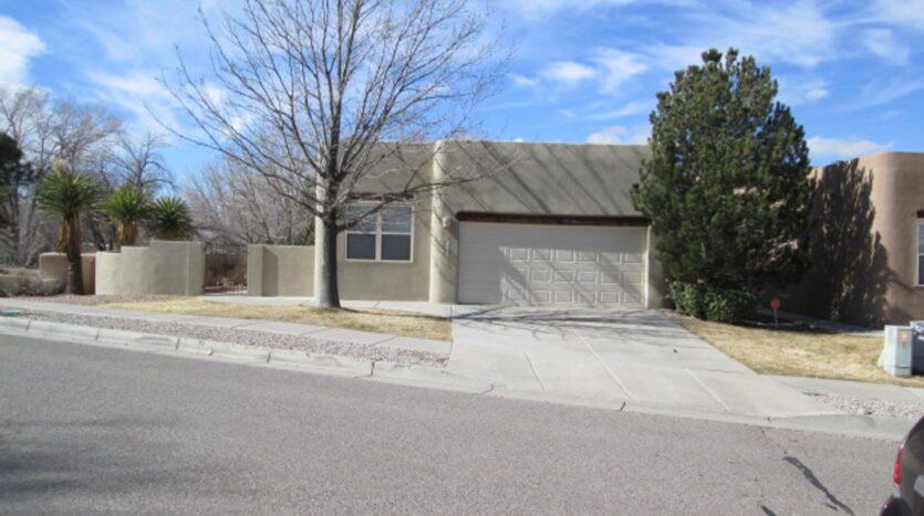 647 Granite Point Trl. SE - Albuquerque - New Mexico - 3 bed, 2 bath rental property