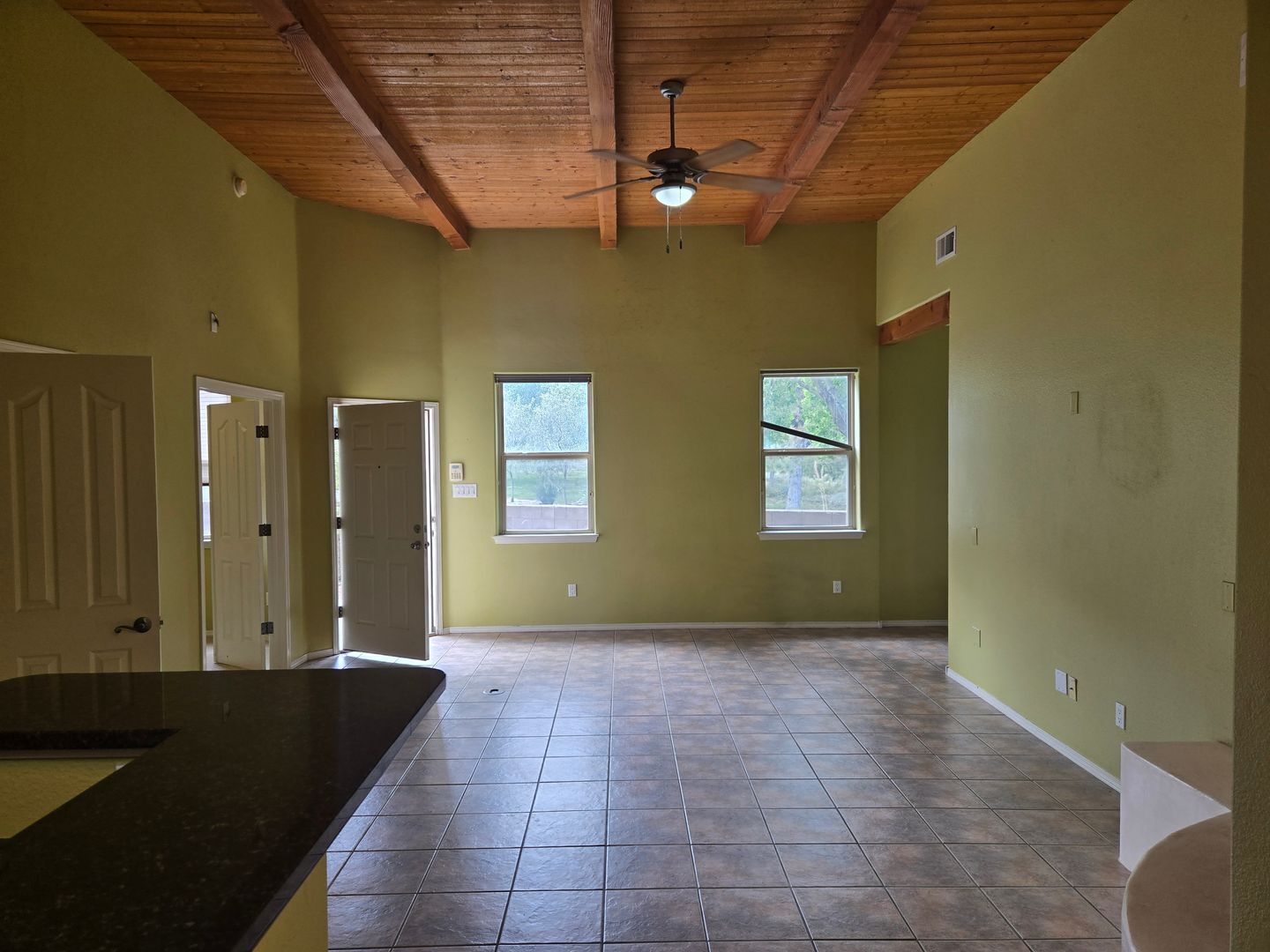 647 Granite Point Trl. SE - Albuquerque - New Mexico - 3 bed, 2 bath rental property
