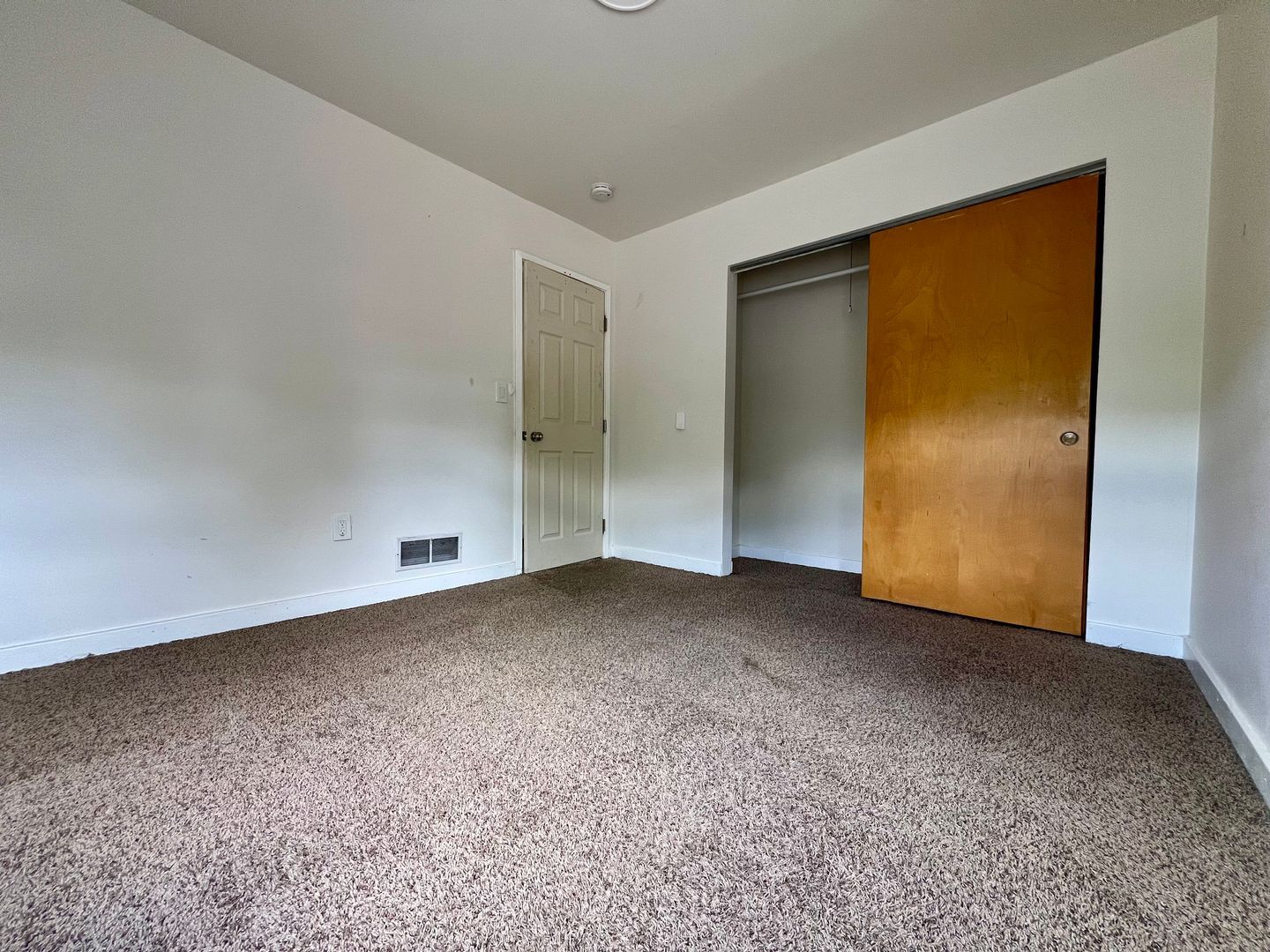 6737 N Olin Ave - Portland - Oregon - 6 bed, 3 bath rental property