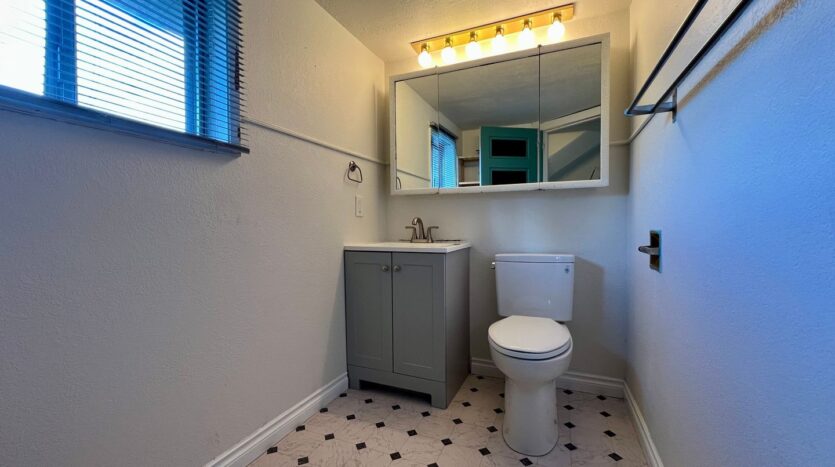 6737 N Olin Ave - Portland - Oregon - 6 bed, 3 bath rental property