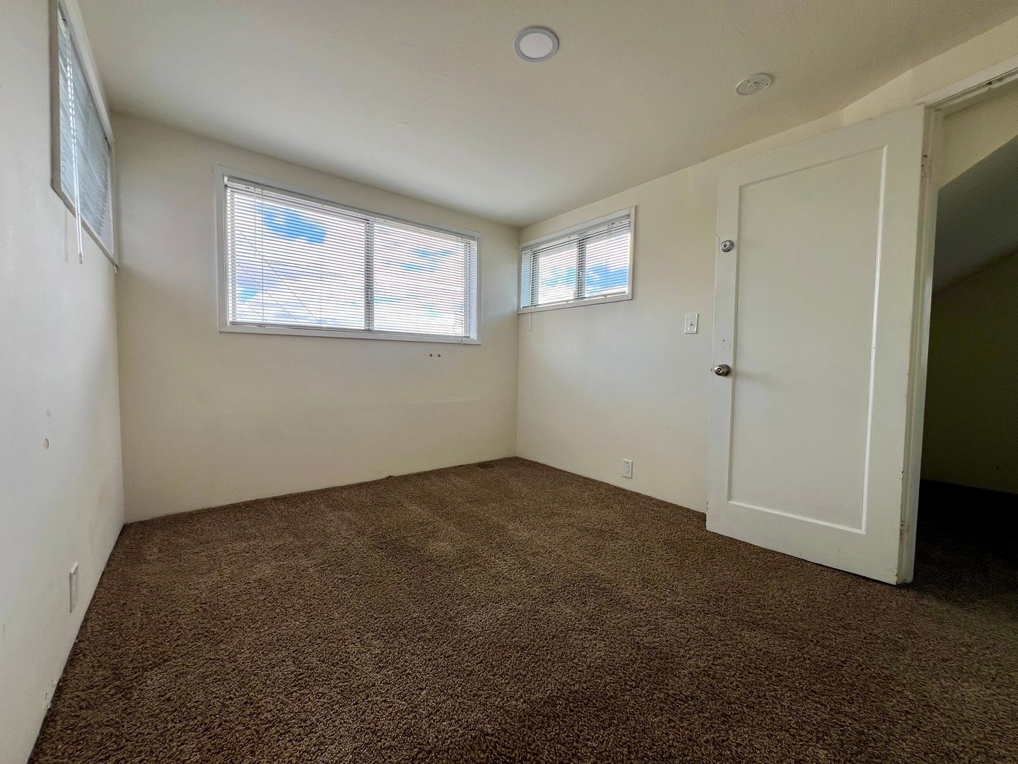 6737 N Olin Ave - Portland - Oregon - 6 bed, 3 bath rental property