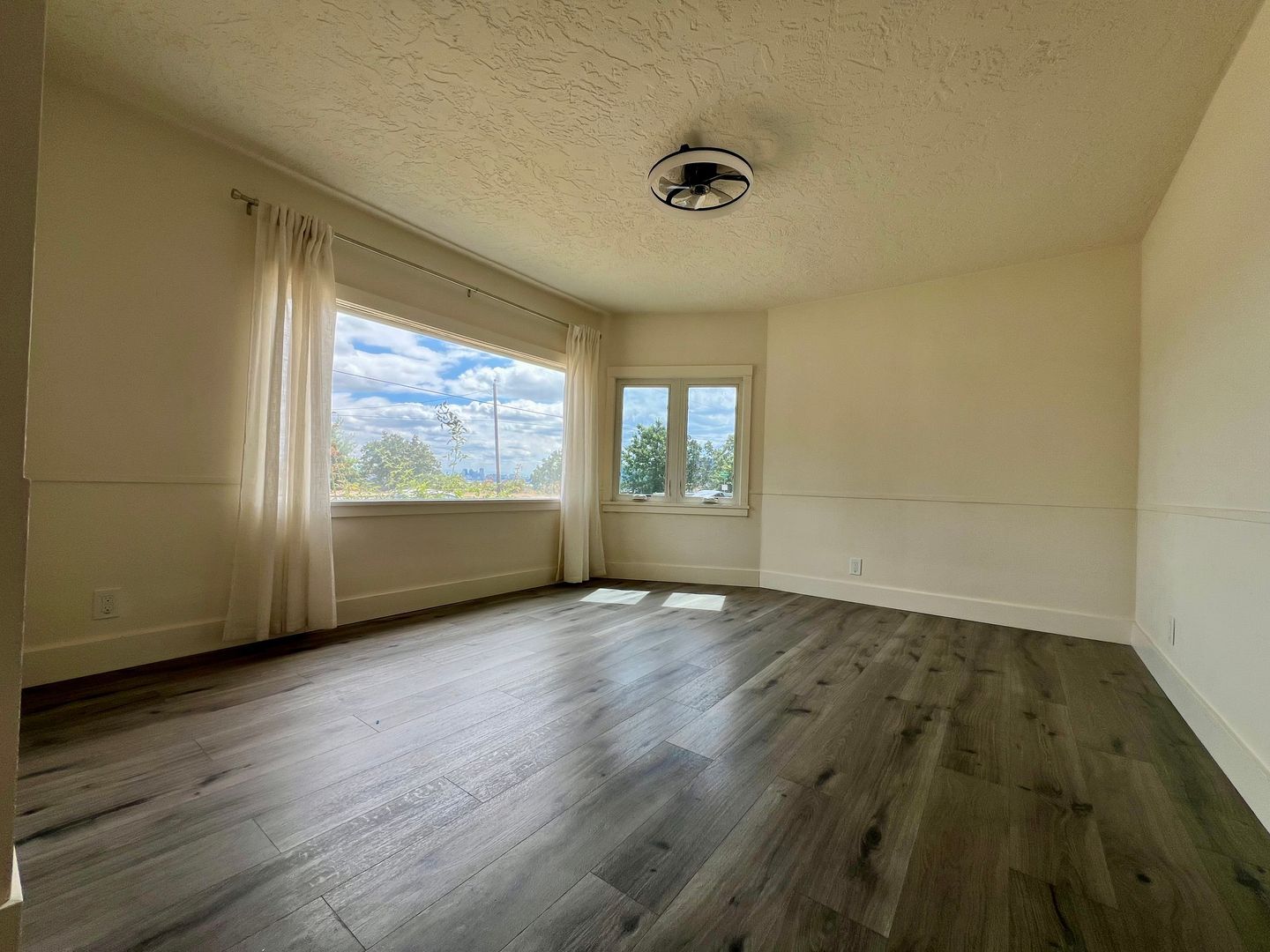 6737 N Olin Ave - Portland - Oregon - 6 bed, 3 bath rental property