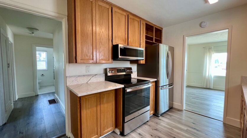 6737 N Olin Ave - Portland - Oregon - 6 bed, 3 bath rental property