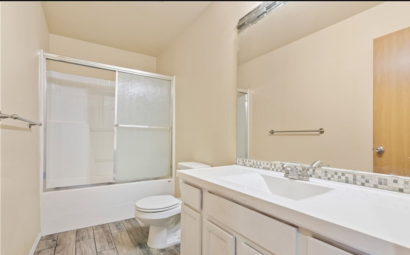 6887 41st St E - Fife - Washington - 5 bed, 2.5 bath rental property