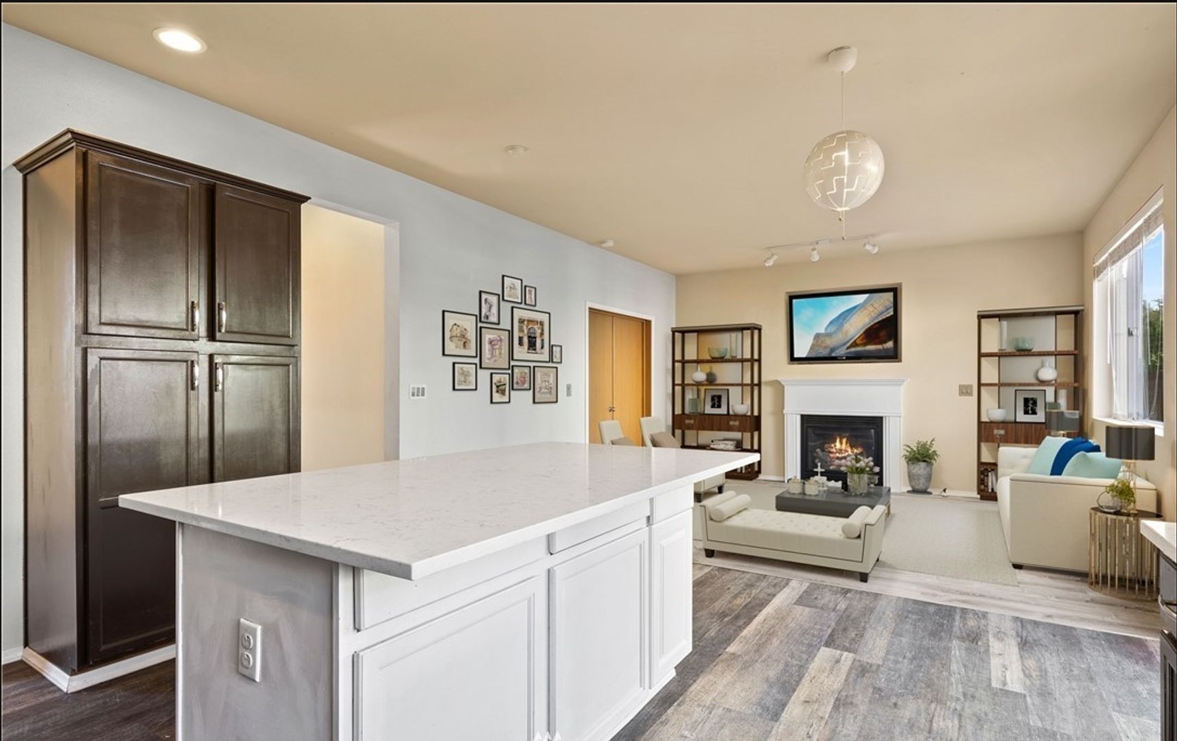 6887 41st St E - Fife - Washington - 5 bed, 2.5 bath rental property