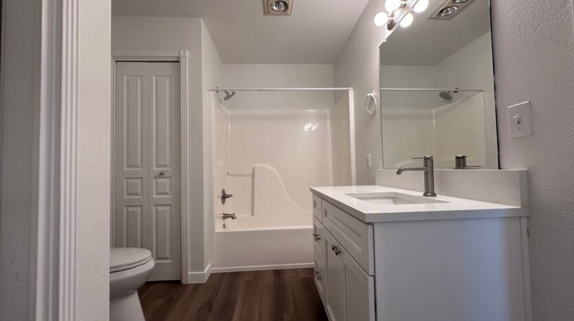 715 NE Roberts Avenue - Gresham - Oregon - 1 bed, 1 bath rental property