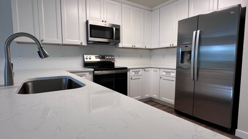 715 NE Roberts Avenue - Gresham - Oregon - 1 bed, 1 bath rental property