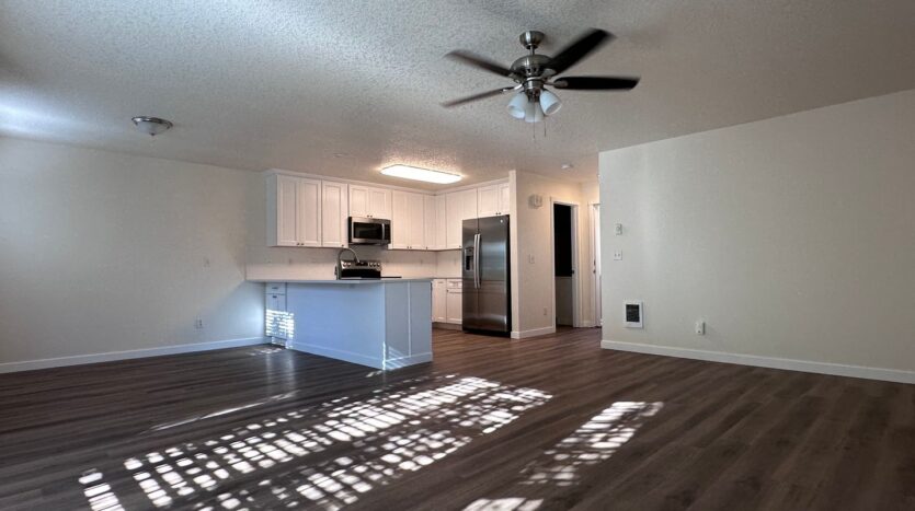 715 NE Roberts Avenue - Gresham - Oregon - 1 bed, 1 bath rental property