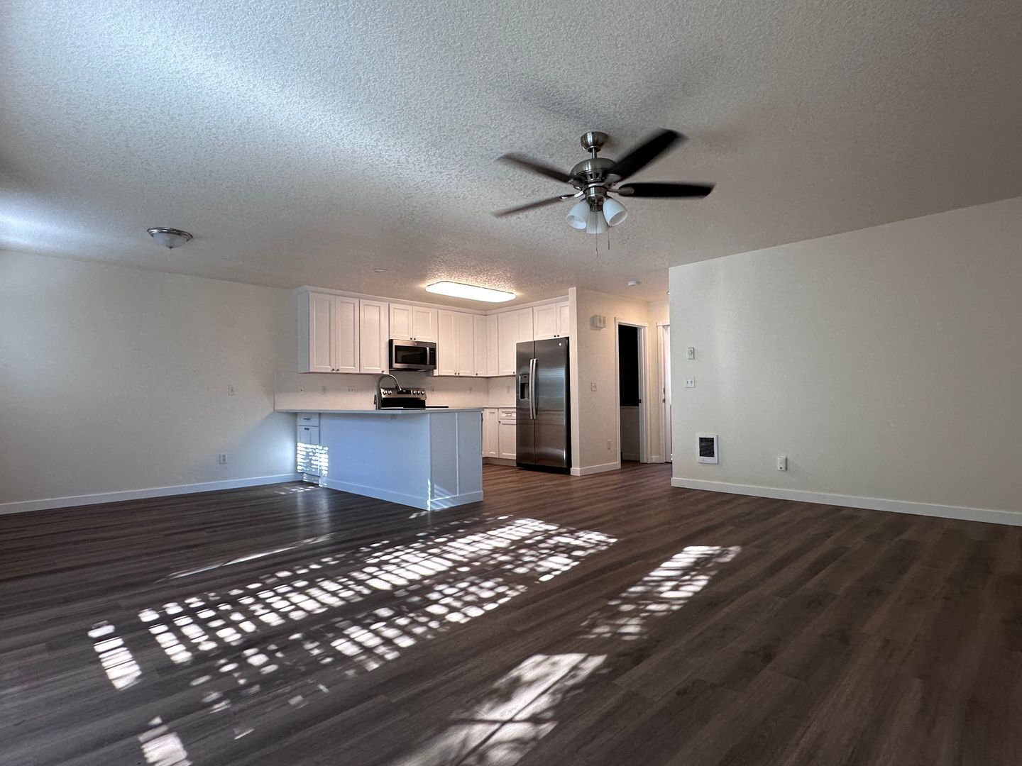 715 NE Roberts Avenue - Gresham - Oregon - 1 bed, 1 bath rental property