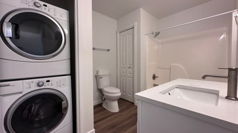 715 NE Roberts Avenue - Gresham - Oregon - 1 bed, 1 bath rental property