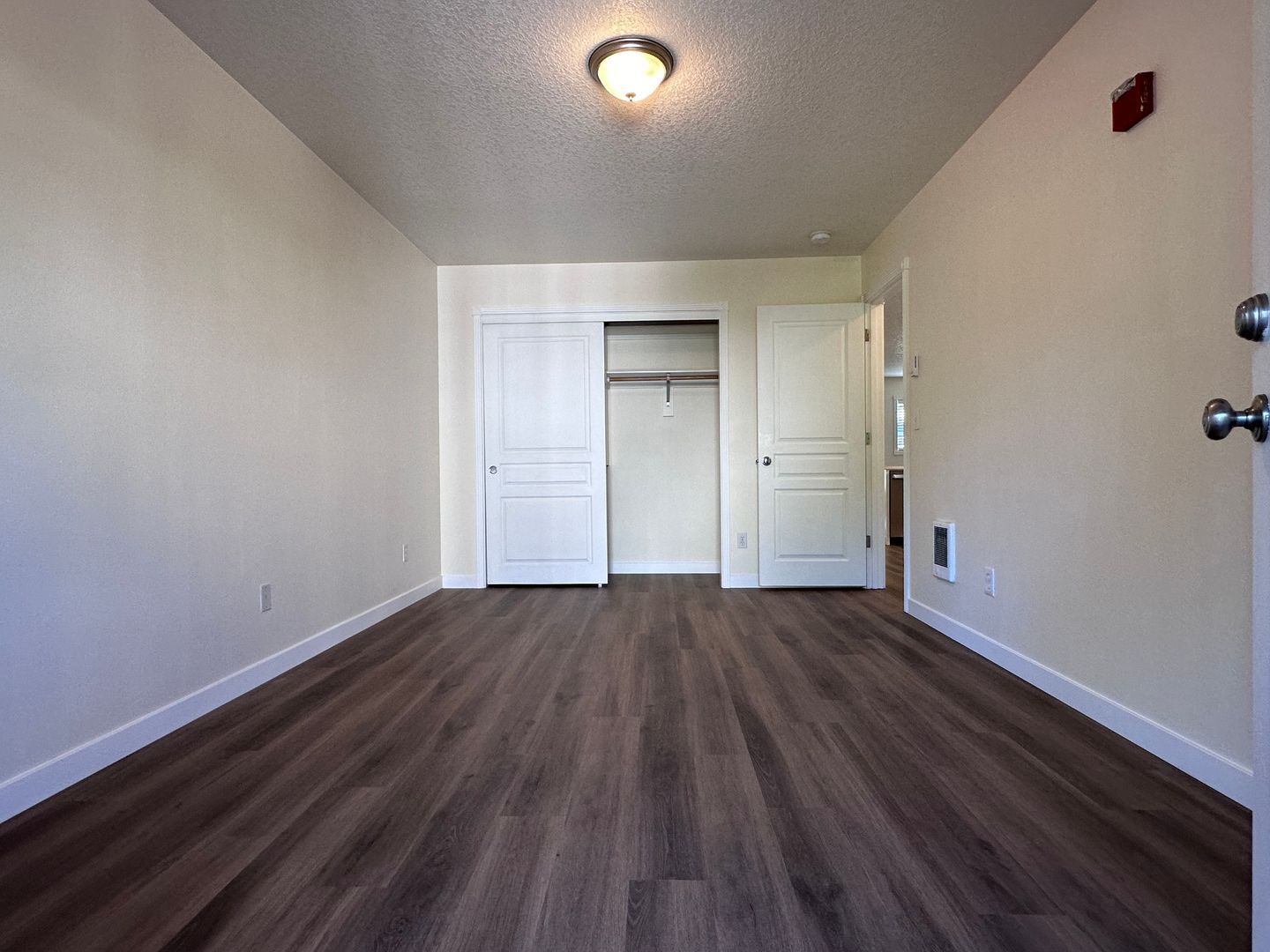 715 NE Roberts Avenue - Gresham - Oregon - 1 bed, 1 bath rental property
