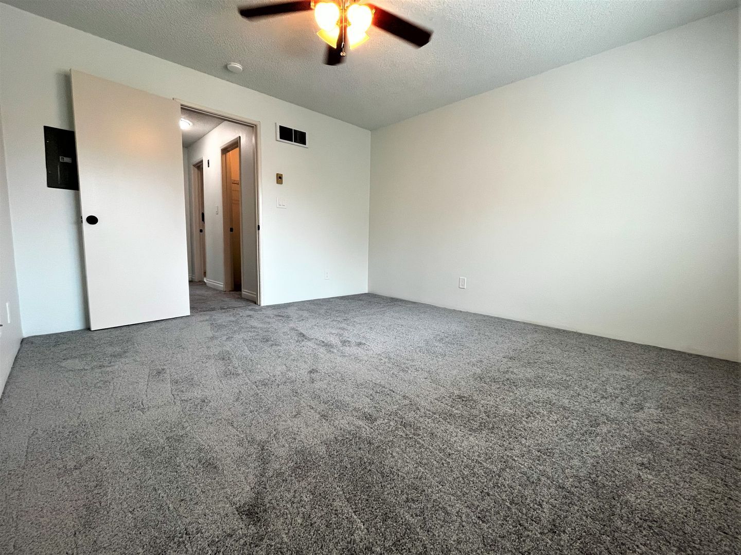 7405 Charmant Dr #2036 - San Diego - California - 1 bed, 1 bath rental property