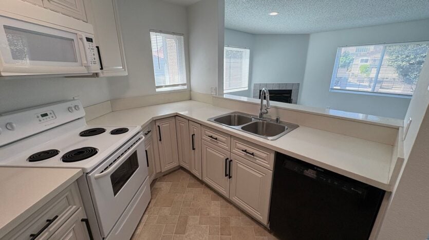 7405 Charmant Dr #2036 - San Diego - California - 1 bed, 1 bath rental property