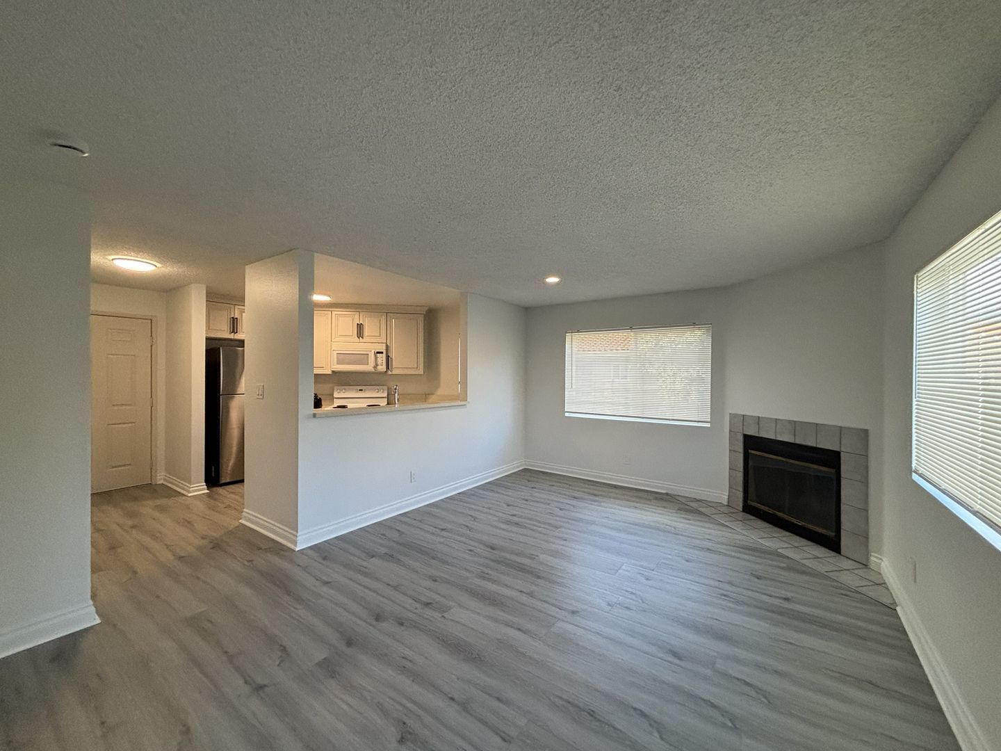 7405 Charmant Dr #2036 - San Diego - California - 1 bed, 1 bath rental property