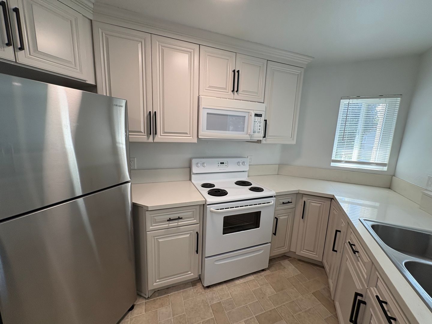 7405 Charmant Dr #2036 - San Diego - California - 1 bed, 1 bath rental property