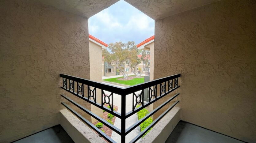 7405 Charmant Dr #2036 - San Diego - California - 1 bed, 1 bath rental property