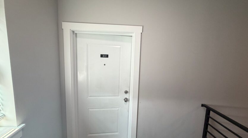 7624 Pacific Ave - Tacoma - Washington - 1 bed, 1 bath rental property