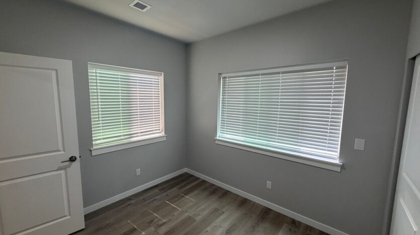 7624 Pacific Ave - Tacoma - Washington - 1 bed, 1 bath rental property