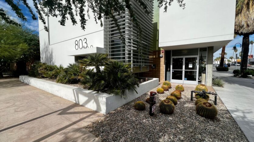 803 N Palm Canyon Dr.  - Unit 09 - Palm Springs - California - 2 bed, 2 bath rental property