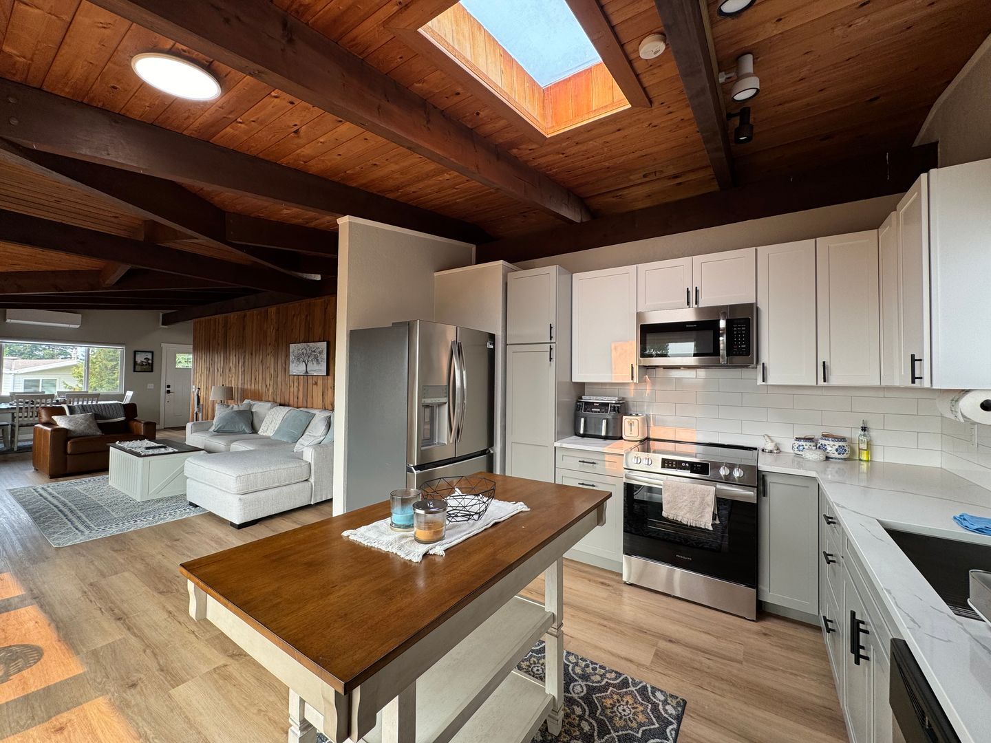 8031 Kispiox Road - Blaine - Washington - 3 bed, 1.5 bath rental property