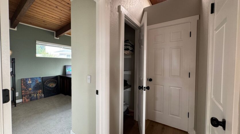 8031 Kispiox Road - Blaine - Washington - 3 bed, 1.5 bath rental property