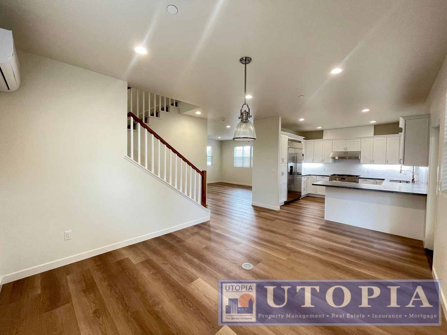 813 Morrissey Blvd. - Santa Cruz - California - 4 bed, 4.5 bath rental property