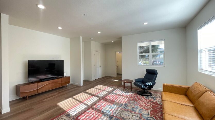 813 Morrissey Blvd. - Santa Cruz - California - 4 bed, 4.5 bath rental property